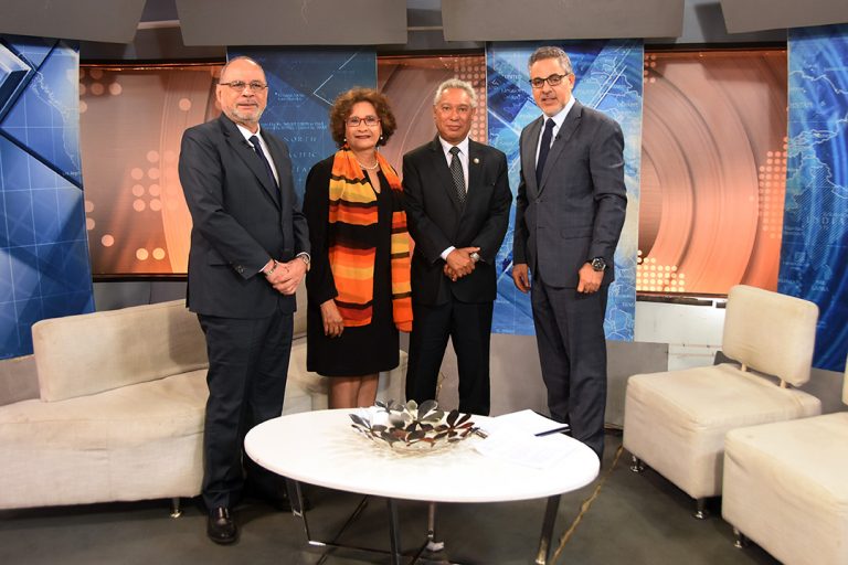 ISIDORO SANTANA EN EL PROGRAMA ENFOQUE MATINAL DE CDN - 01