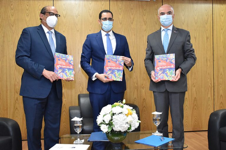 PUESTA EN CIRCULACION LIBRO 30 AÑOS DE COOPERACION EUROPEA - 15