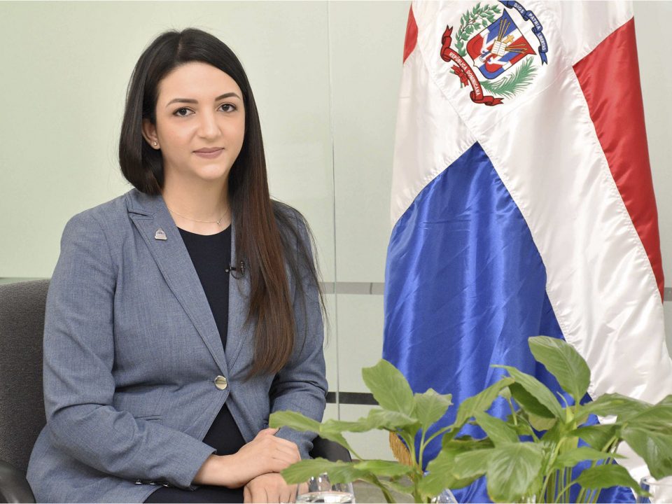 Evalina Gómez Paulino, directora de Análisis Económico Sectorial del Ministerio de Economía, Planificación y Desarrollo.