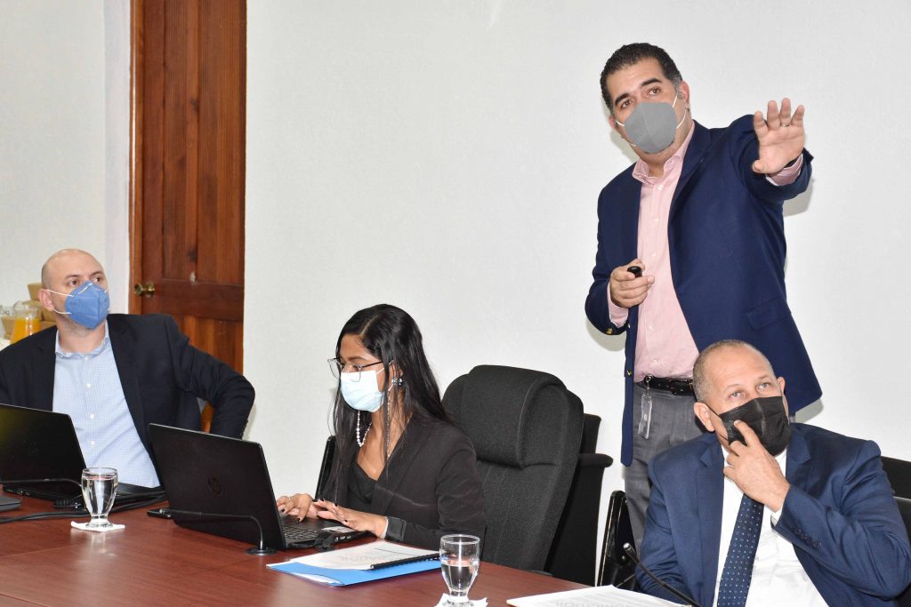 El director de Planificación y Desarrollo Fronterizo, Erick Dorrejo, indica que las consultas servirán para revisar y validar los hallazgos levantados en el proceso de análisis. 