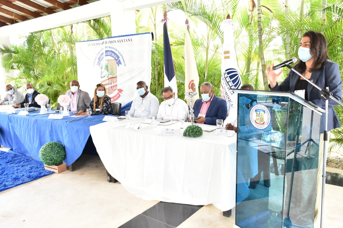 Lety Melgen, directora de Análisis y Coordinación de la Cooperación Internacional del Ministerio de Economía, Planificación y Desarrollo.