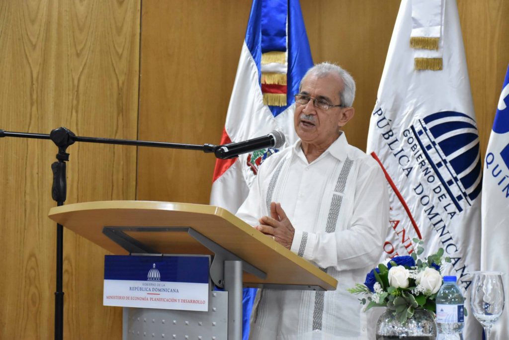 El director del Instituto Geográfico Nacional, Joaquín Hungría Morell, Bolívar Troncoso, expresó que para el IGN es un motivo de orgullo presentar al país una estructura de acumulación de informaciones para los sectores públicos y privados que generará un ante y un después en el tratamiento y funcionamiento de los territorios.