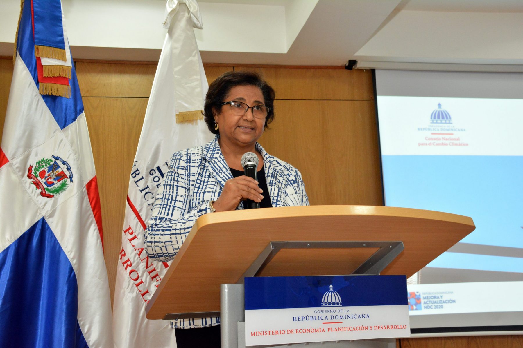 Mercedes Feliciano 03