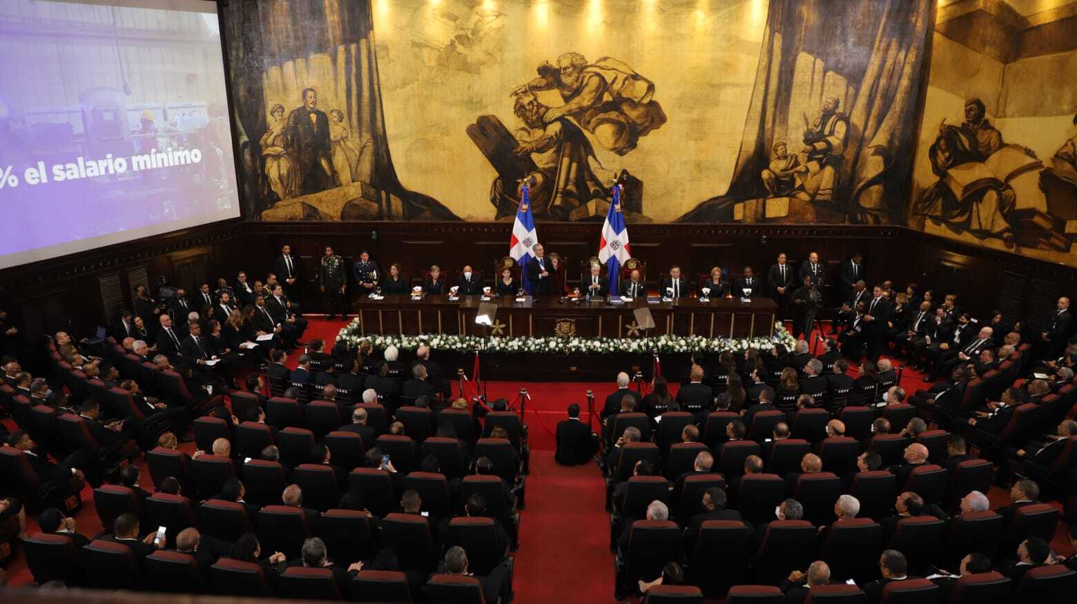 El presidente Luis Abinader destaca que la economía dominicana es la que más crece de toda Latinoamérica, en su discurso de rendición de cuentas.