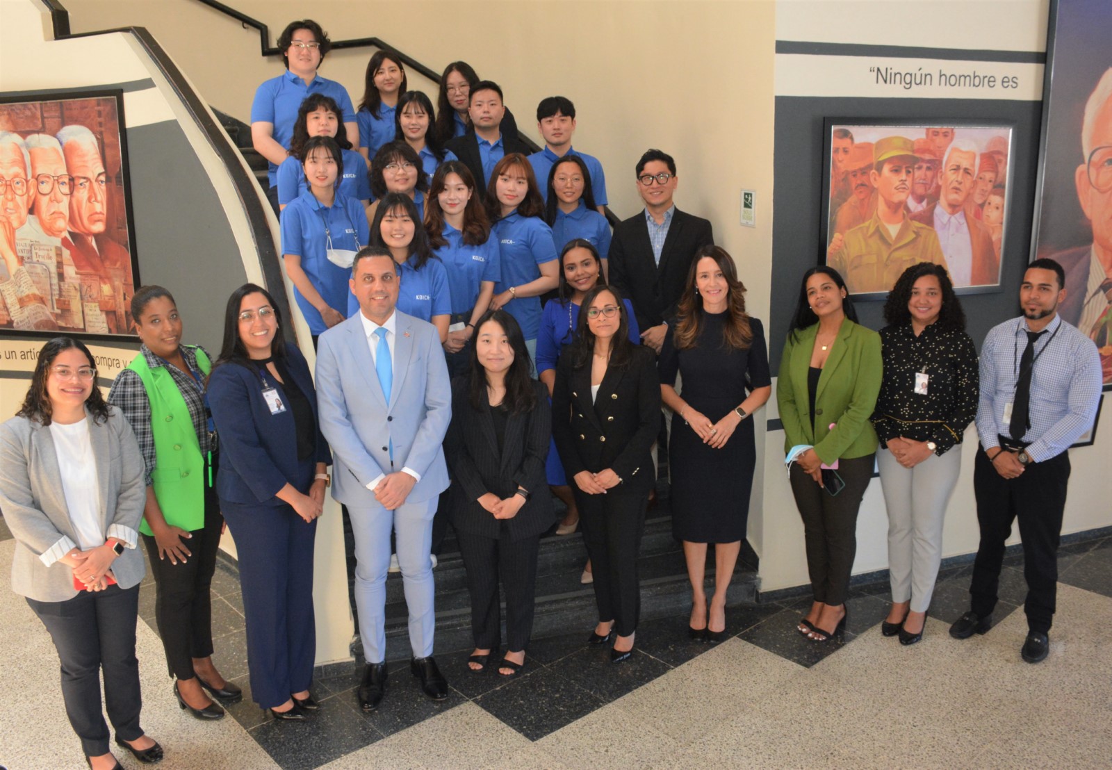 Entrega de Voluntareados de Corea