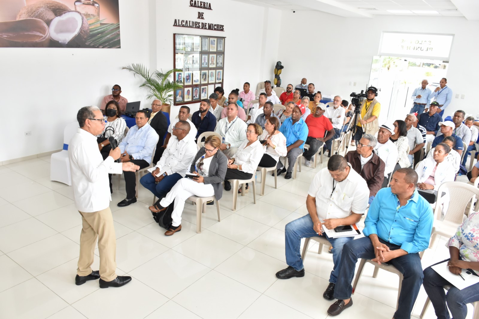 El viceministro de Ordenamiento Territorial y Desarrollo Regional, Domingo Matías, expresa que parte de los desafíos del desarrollo turístico de regiones como Miches es garantizar la integralidad del desarrollo territorial .