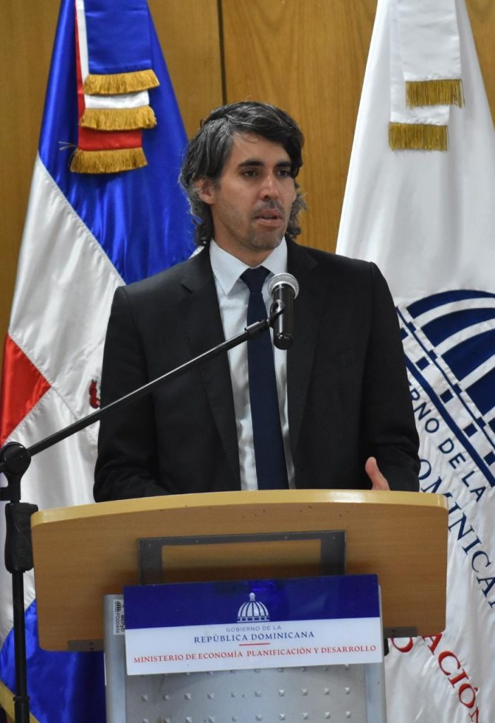 embajadora de UE y equipo de OCDE dialogan sobre alcance de Estudio Multidimensional