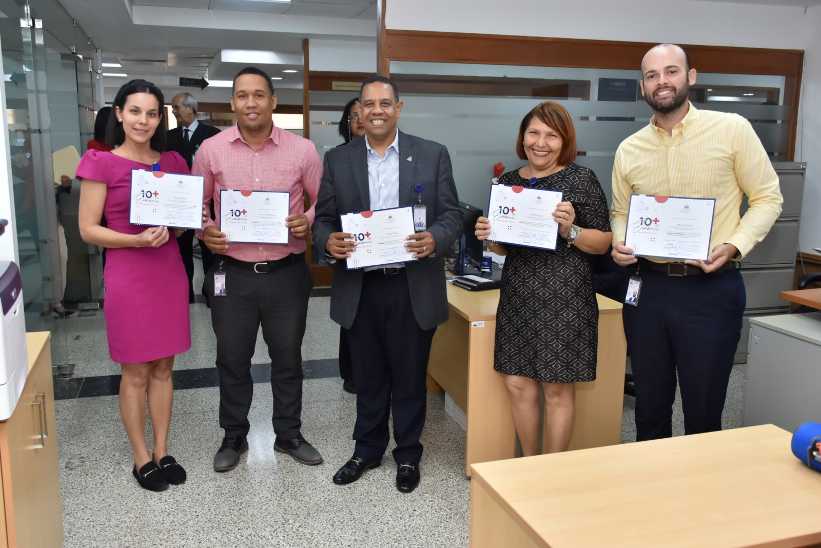 Sorangel Moya, Víctor Rodríguez, Yamel Valera, Andrea Zapata y Gilberto Valdez.