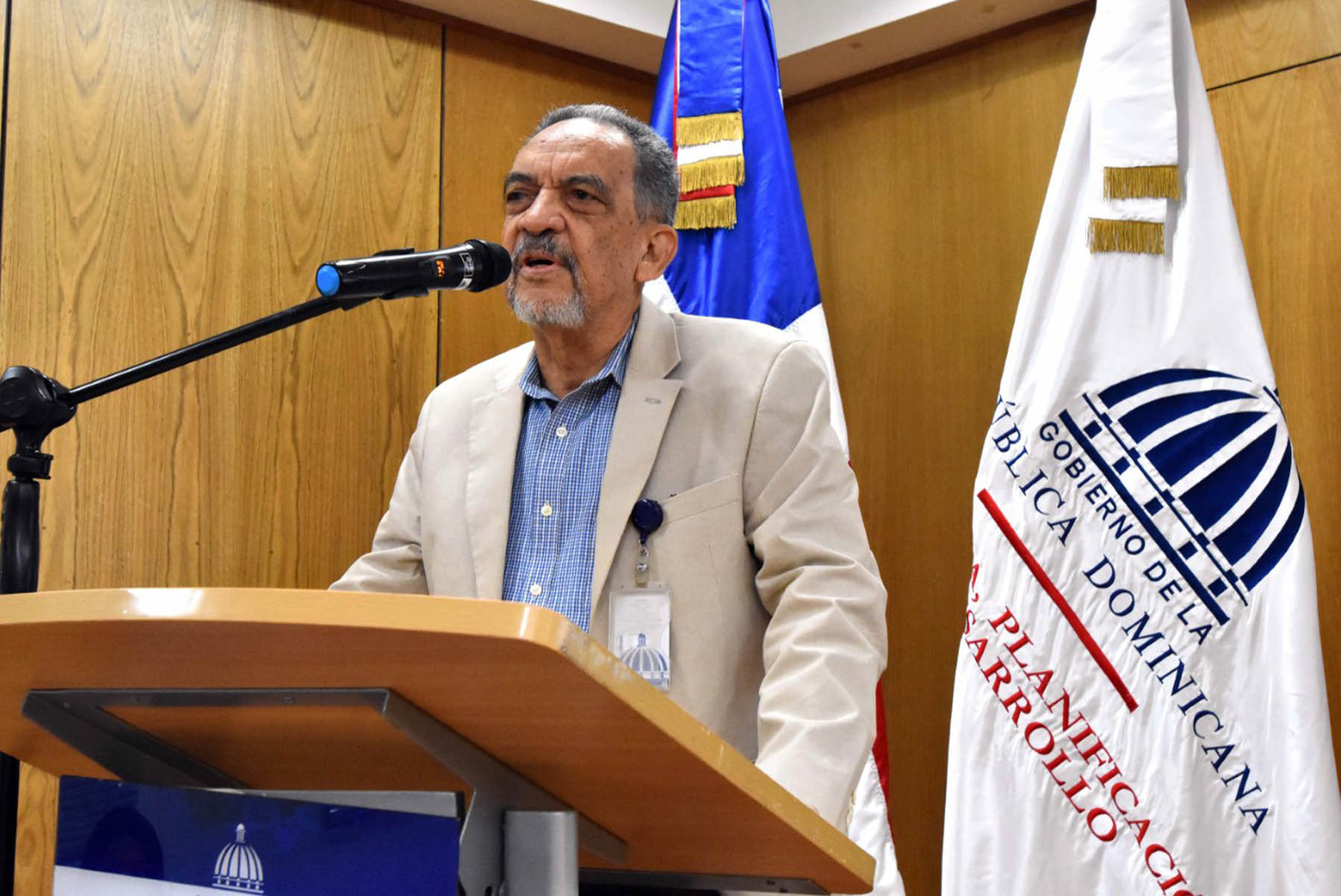 El director de Gabinete del Ministerio de Economía, Planificación y Desarrollo, Ranulfo Rodríguez.