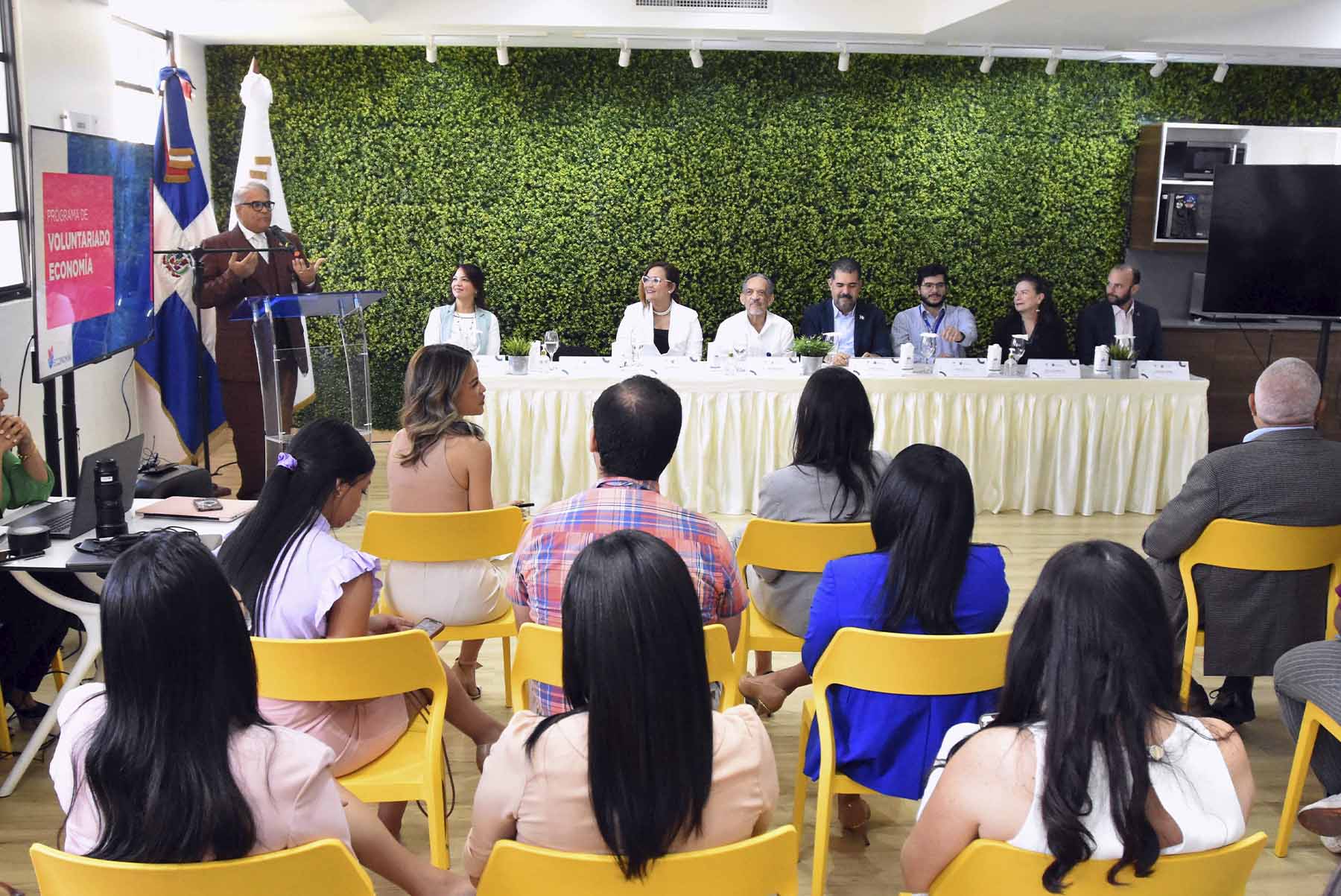 Marchelo Robles, director de Control Interno del Ministerio de Economía, Planificación y Desarrollo.