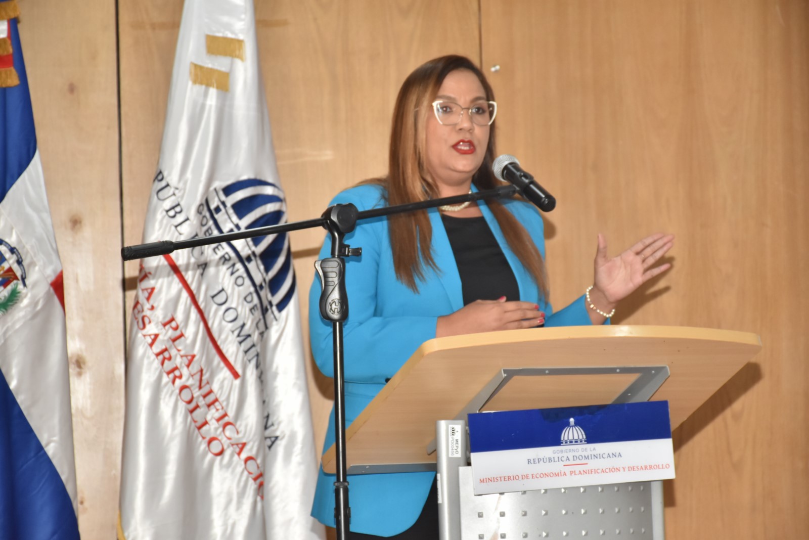 Águeda Suarez, Directora de Recursos Humanos del Ministerio de Economía, Planificación y Desarrollo.
