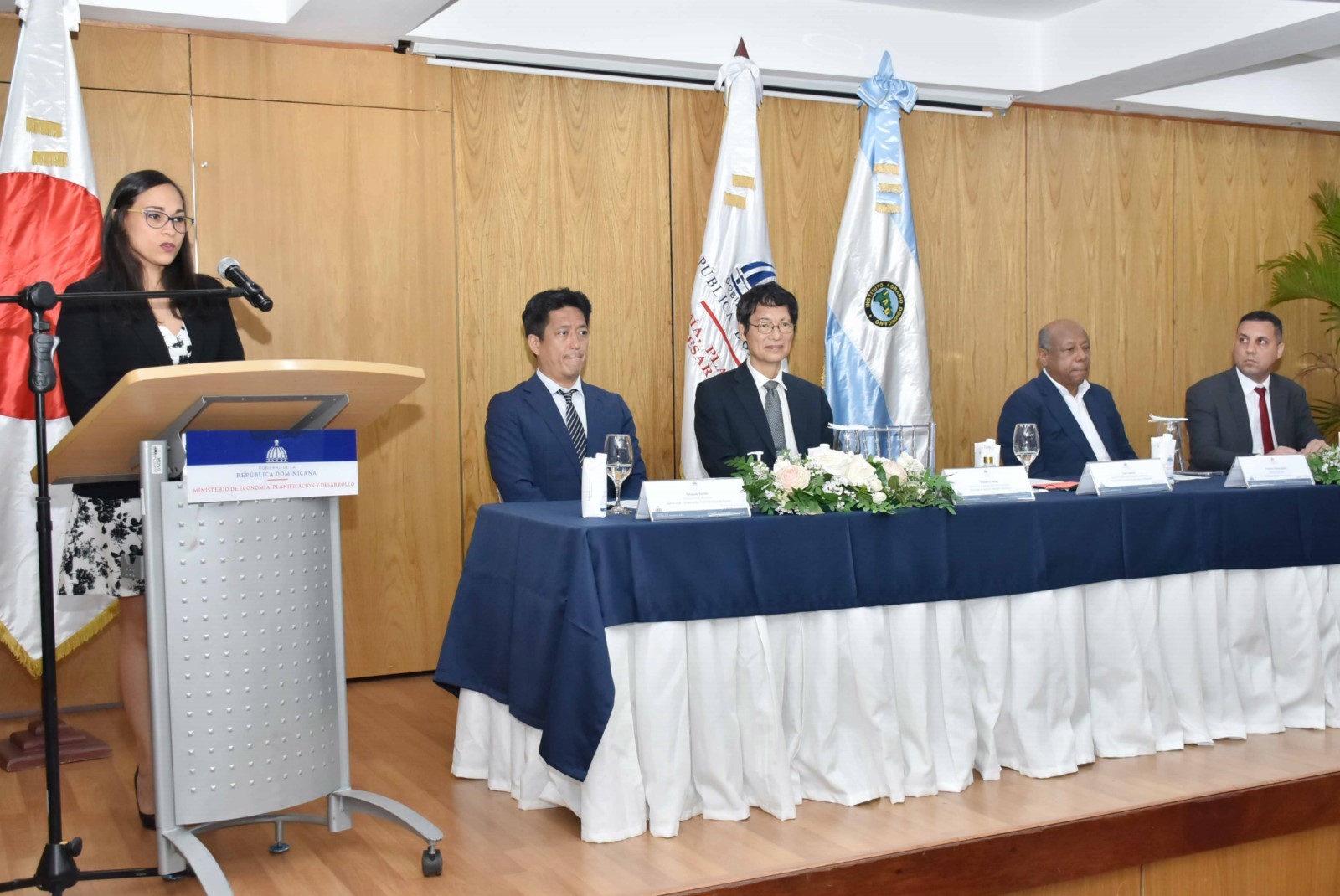República Dominicana y Japón lanzan proyecto para producir peras japonesas en Constanza