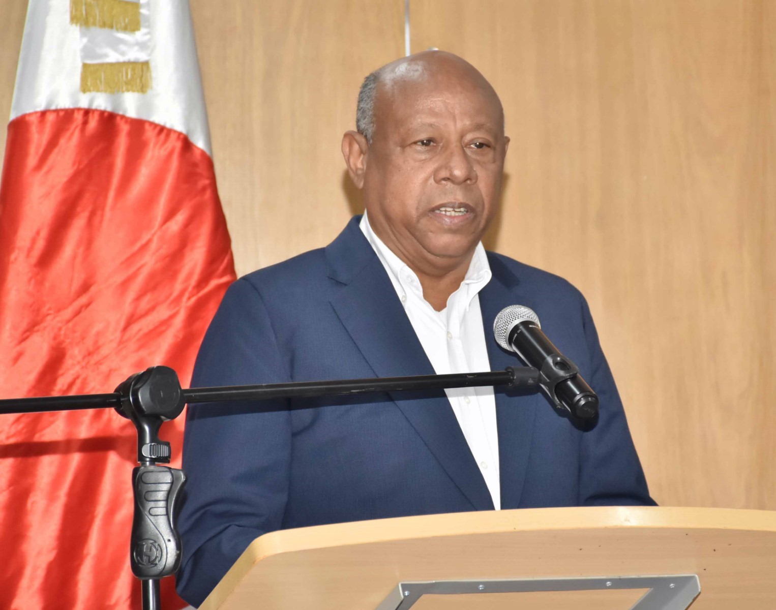 República Dominicana y Japón lanzan proyecto para producir peras japonesas en Constanza