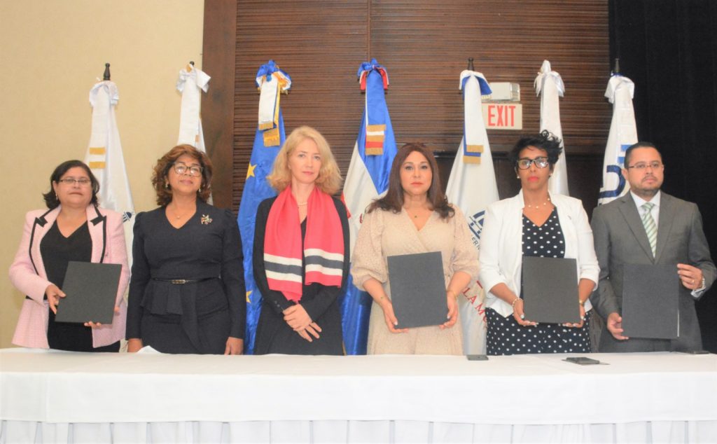 Firma Carta Compromiso revención Violencia de Género