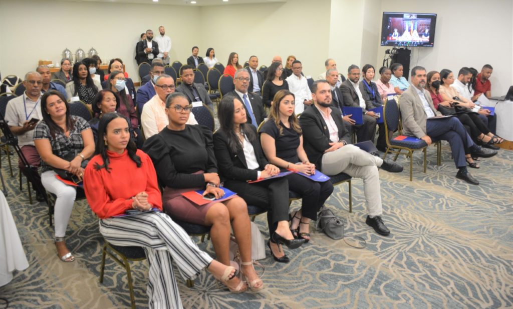 Asistentes en la actividad de empresarialidad femenina. 