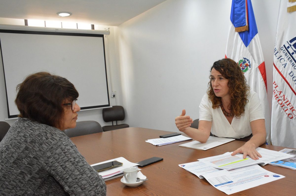 La directora de Análisis de Pobreza, Desigualdad y Cultura Democrática del Ministerio de Economía, Rosa Cañete