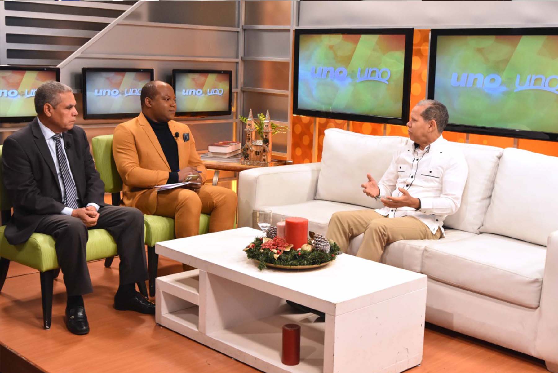 El viceministro Domingo Matías instó a las nuevas generaciones de dominicanos y dominicanas a estudiar disciplinas sociales con el interés de reforzar la eficiencia de la nueva Ley 368-22 sobre Ordenamiento Territorial, Uso de Suelos y Asentamientos Humanos.