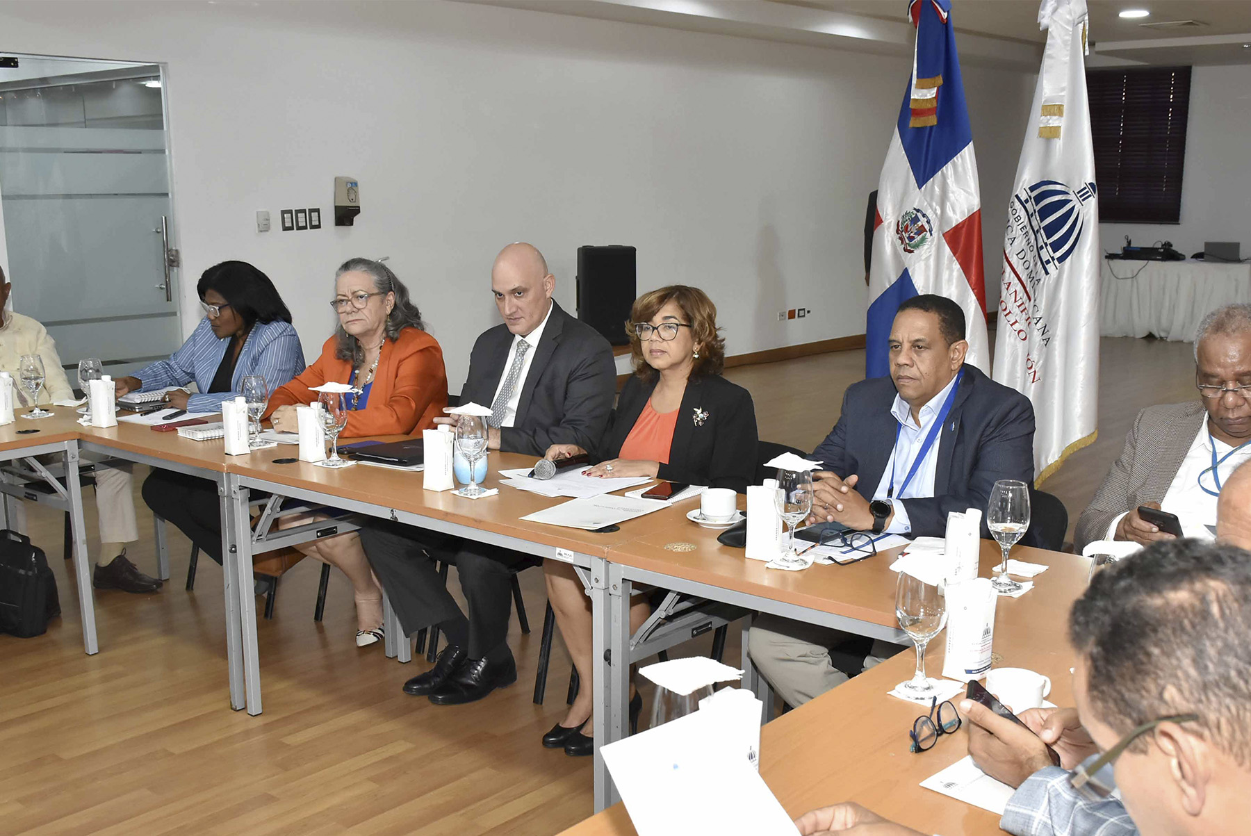 Pável Isa Contreras, ministro de Economía, Planificación y Desarrollo preside segunda reunión ordinaria del Comité Directivo del proyecto Inclusión Productiva y Resiliencia de las Familias Rurales Pobres (PRORURAL Inclusivo y Resiliente).