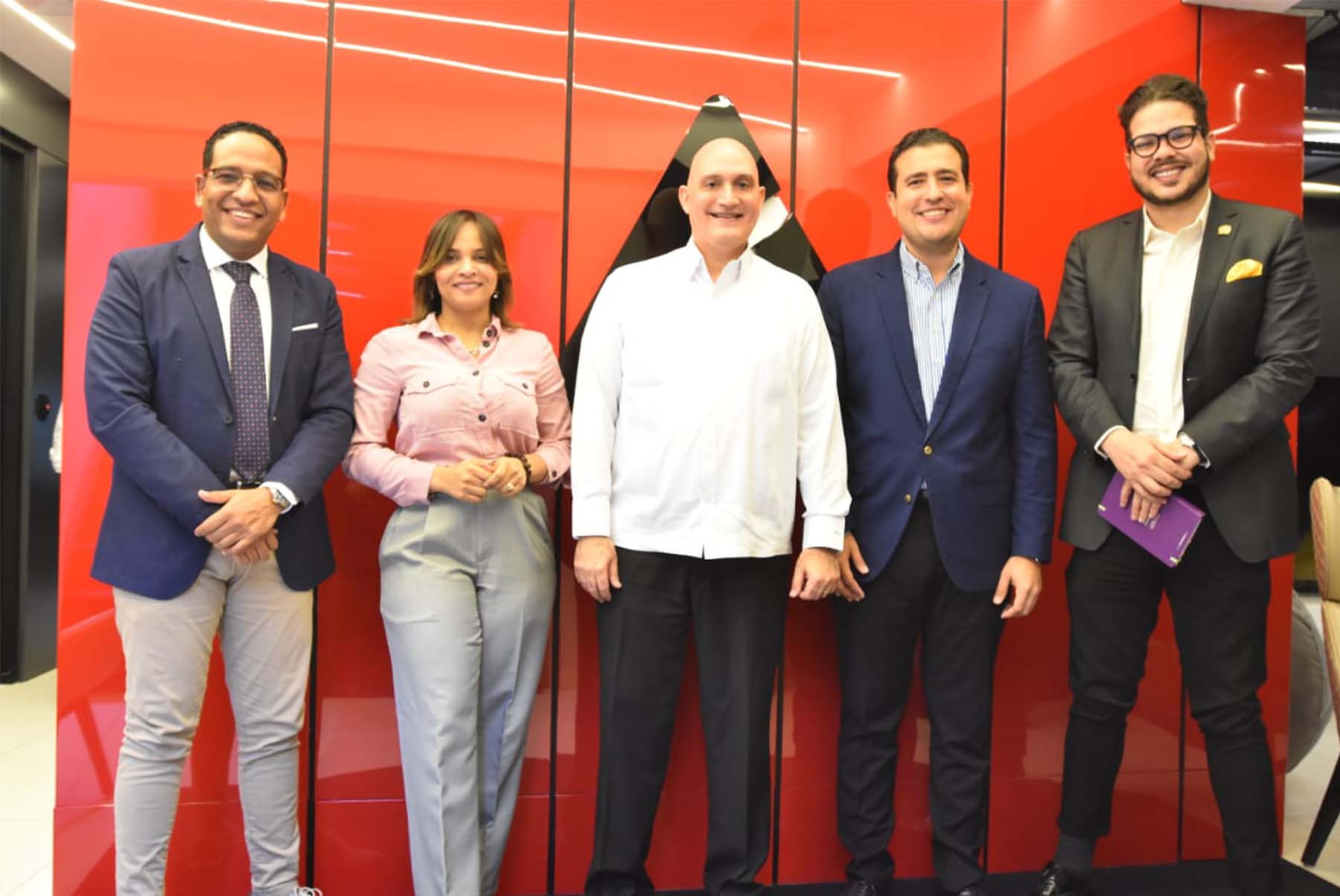 PÁVEL ISA entrevistado el POLITIKA de ALOFOKE