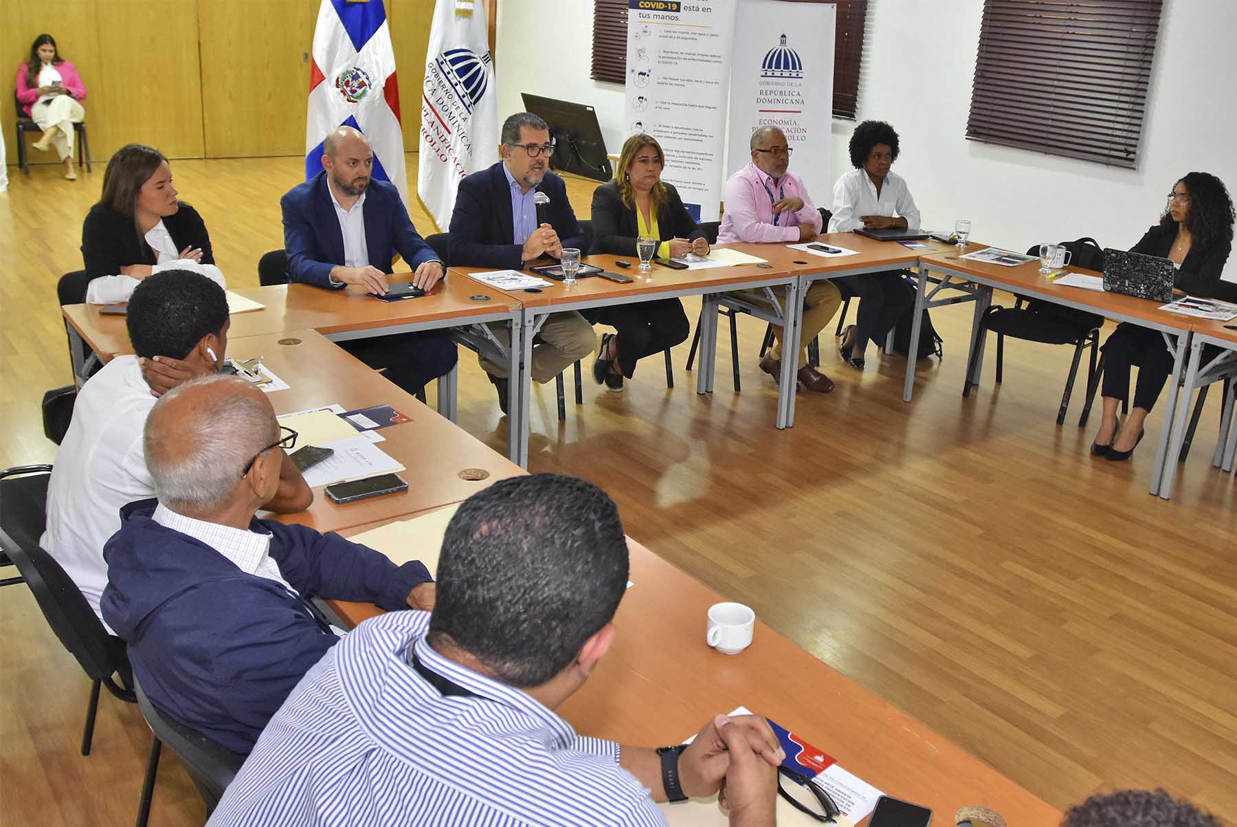 Los directores Erick Dorrejo y Vielka Polanco