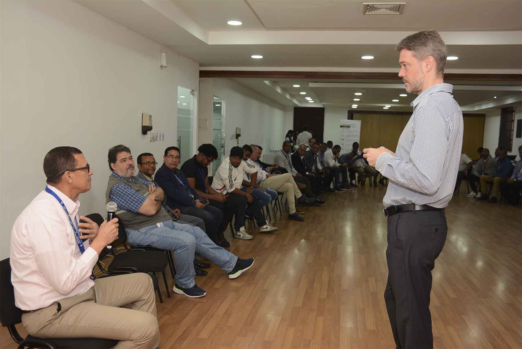 Charla sobre Partenidd y Masculinidad