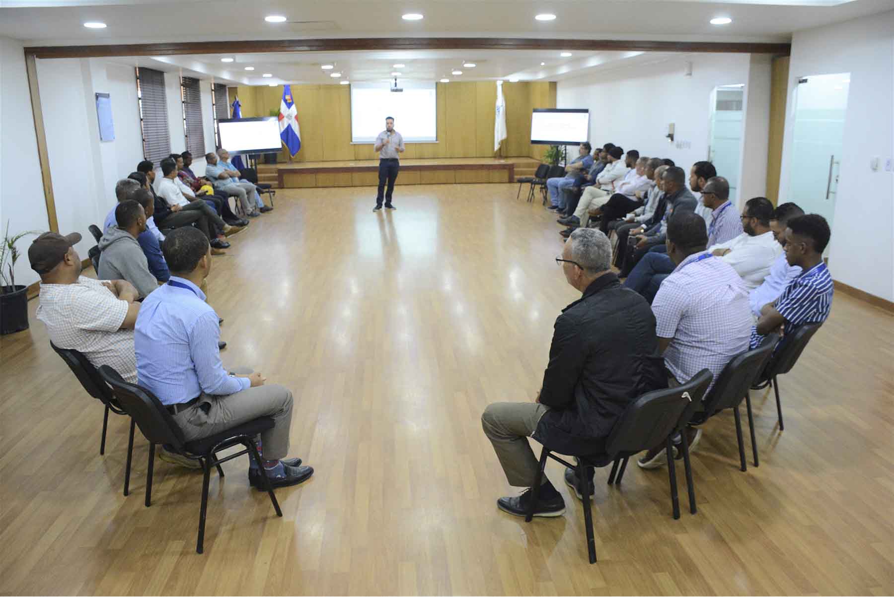 Charla sobre Partenidd y Masculinidad