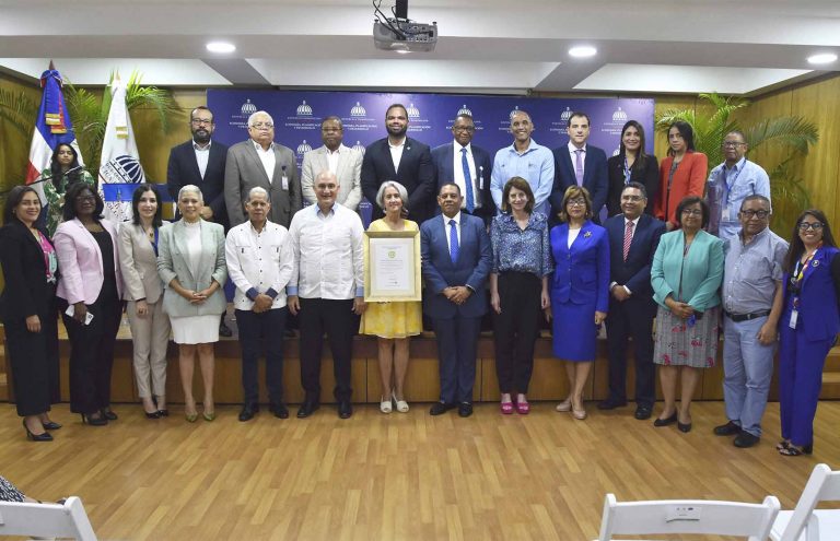 3RsMinisterio de Economía alcanza Categoría Oro certificado en Sostenibilidad 3Rs