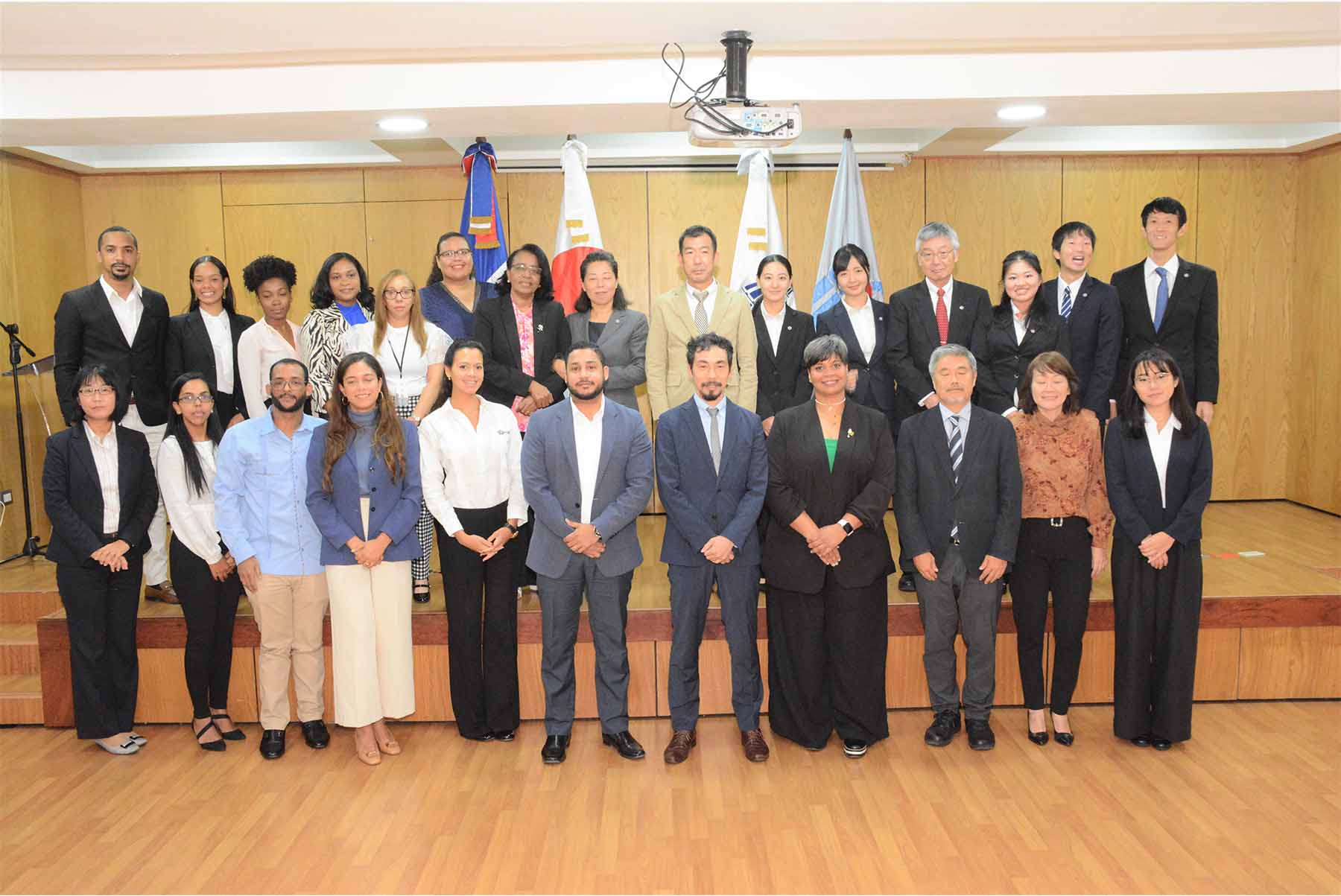 Reporte intermedio de voluntarios de JICA