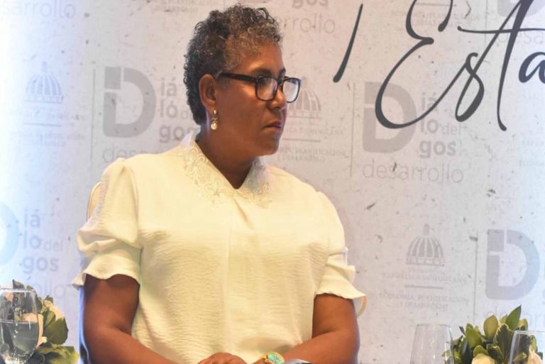 panelista nelian Trinidad