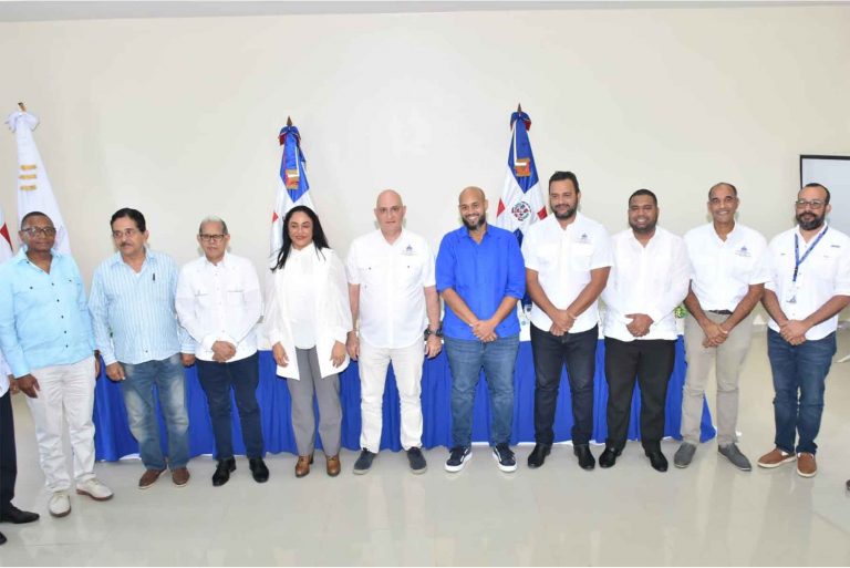 Viceministro Madera en Nagua