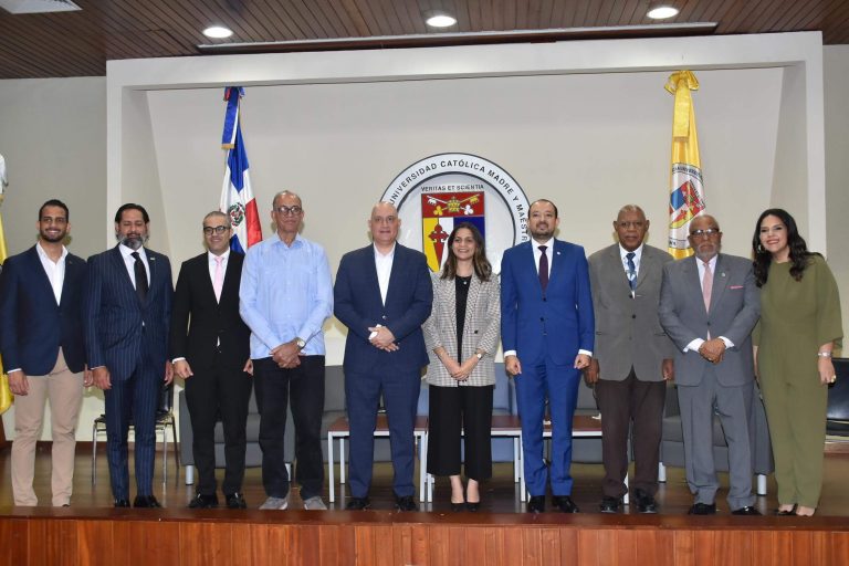 PAVEL ISA CONTRERAS PACTO DEL AGUA CONVERSATORIO PUCAMAIMA