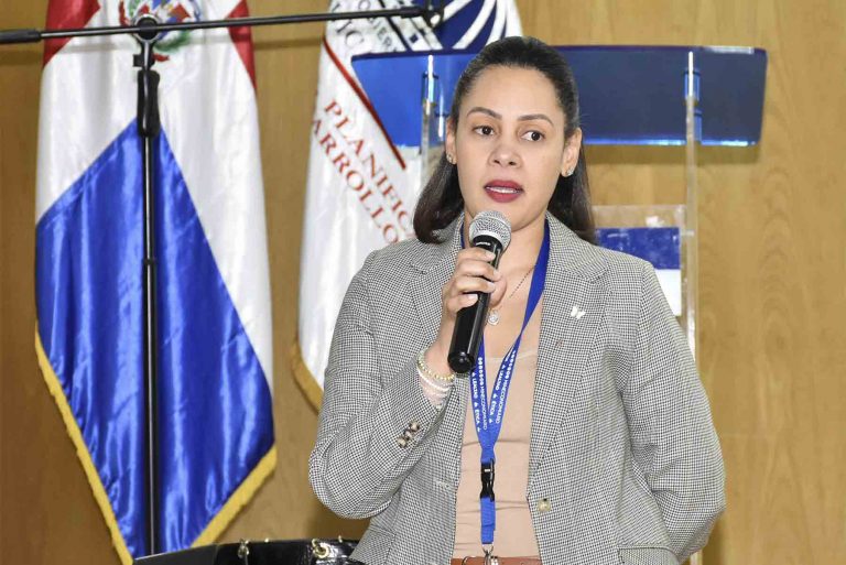 Charla de derechos del consumidor impartida por Pro Consumidor