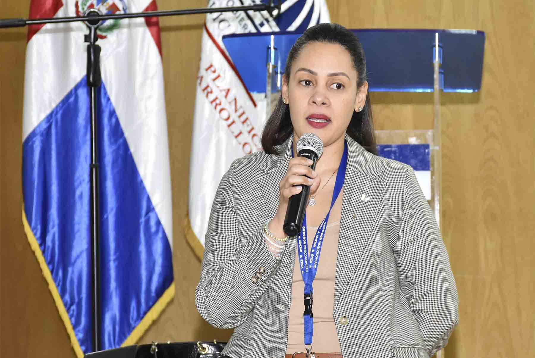 Charla de derechos del consumidor impartida por Pro Consumidor