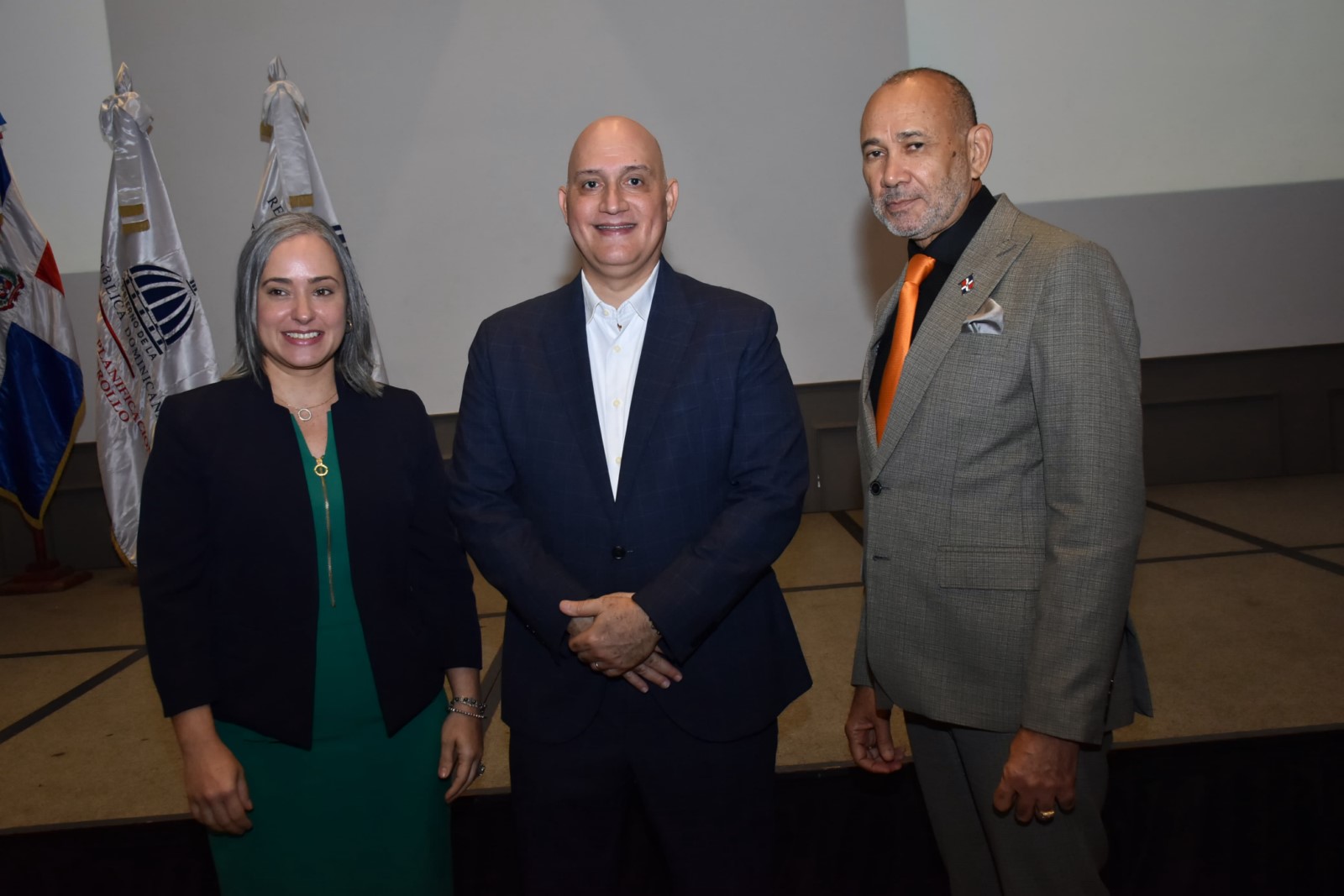 Isa Contreras presentó un cuadro sobre la participación del PAE en el gasto público en el periodo 2007-2022, en el que explicaba que en 2007 la inversión en este programa fue de 2,439 millones de pesos y de esa fecha al 2012 la diferencia en la inversión fue mínima hasta en el 2013.