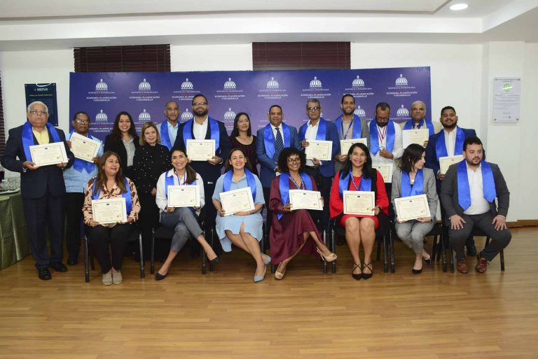 Entrega de Certificados Programa de Liderazgo