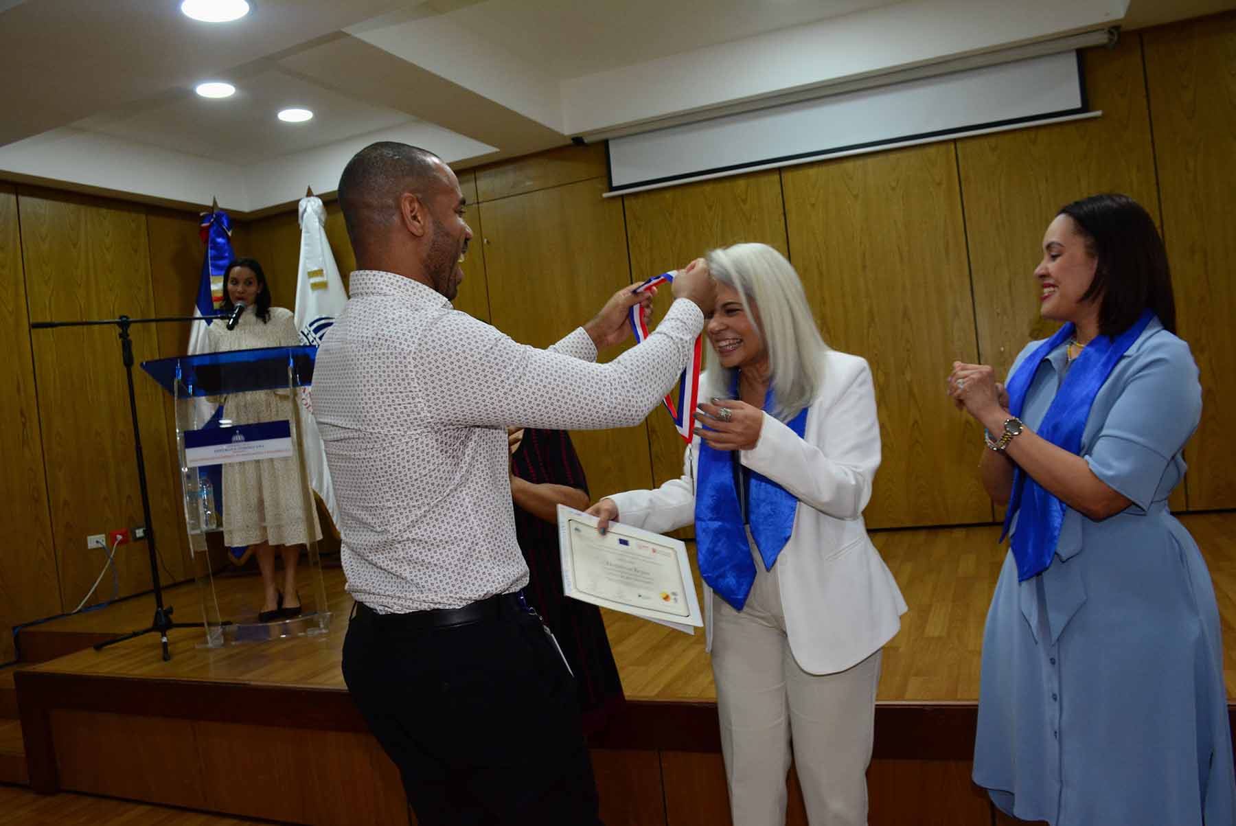 Entrega de Certificados Programa de Liderazgo