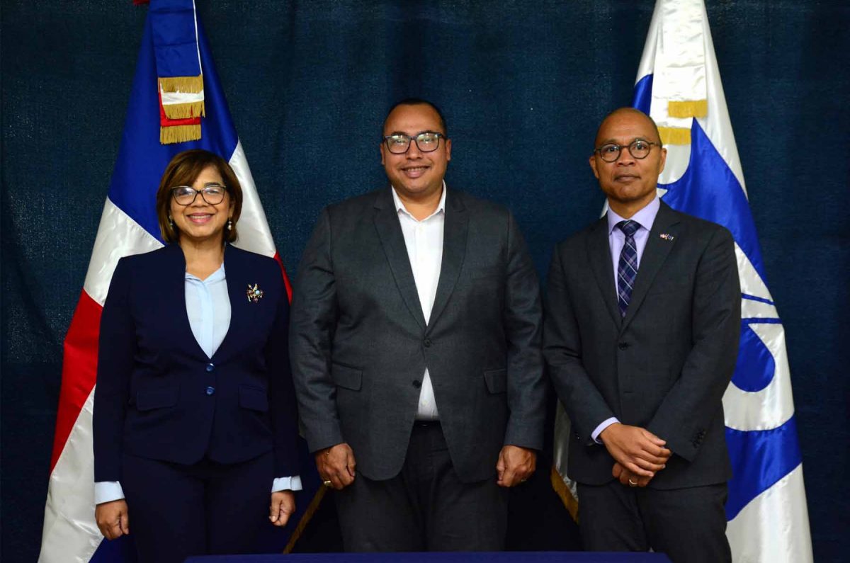 Entrega de equipo INDOCAL