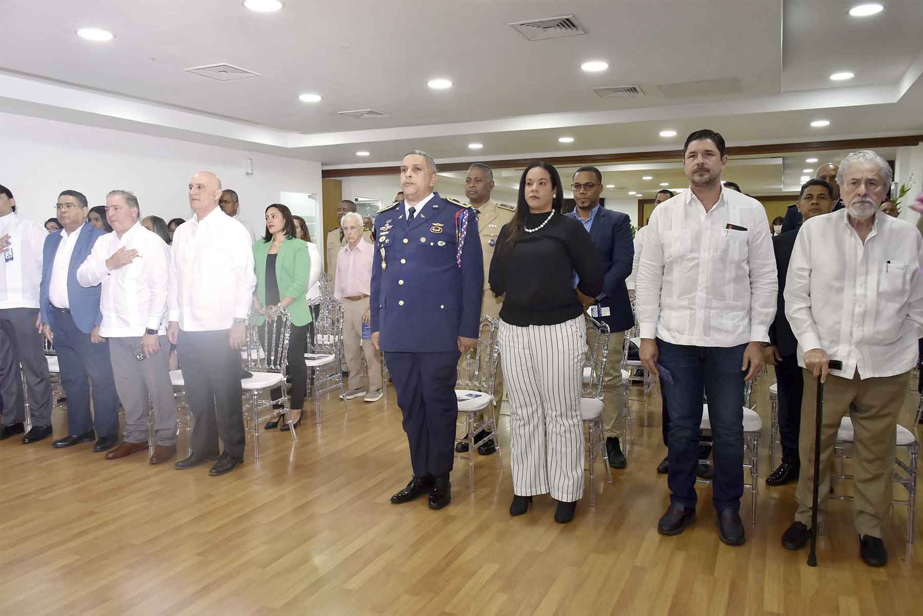 Ministerio de Economía recibe reconocimiento de la Gobernación