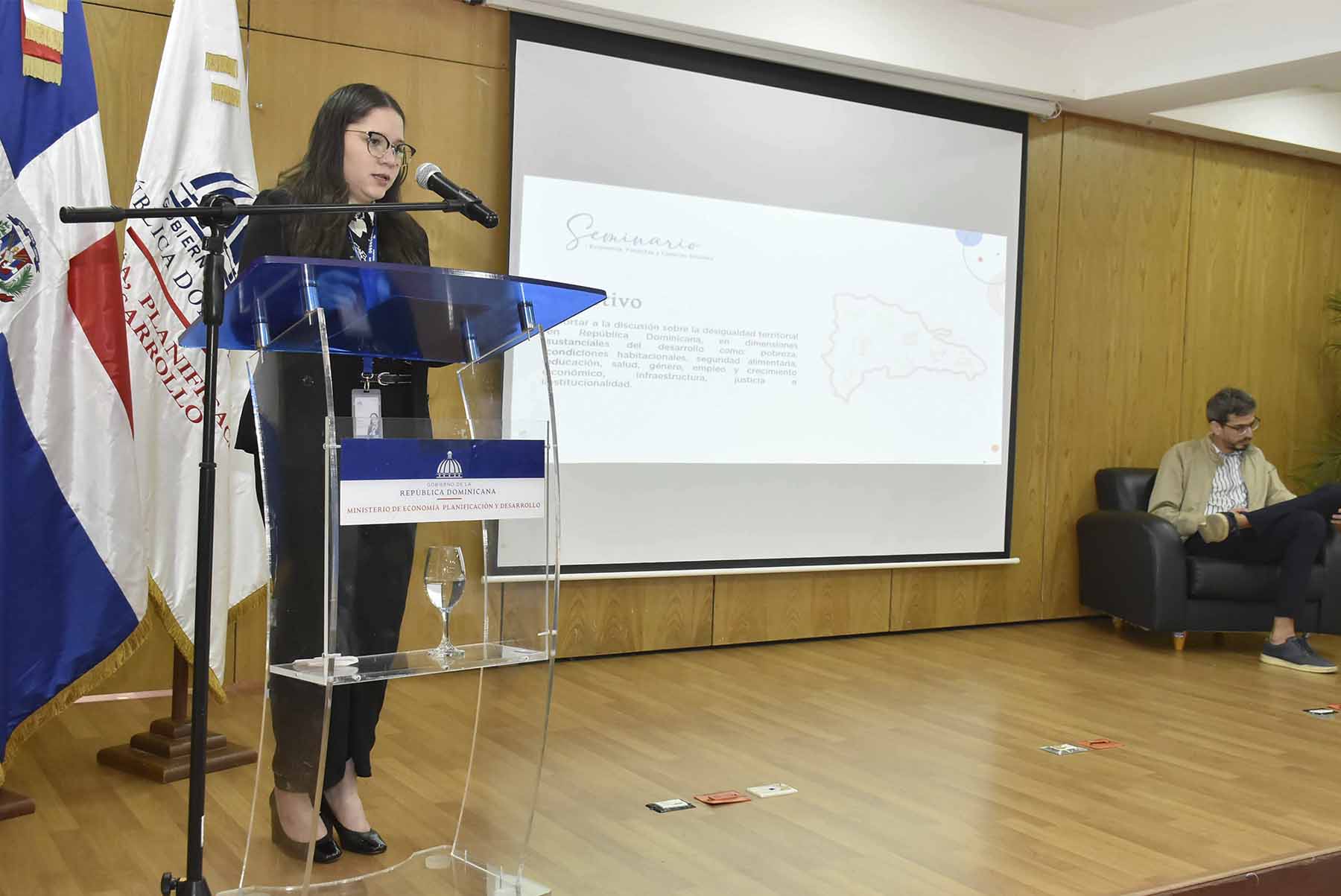 Seminario de Economía, Finanzas y Ciencias Sociales