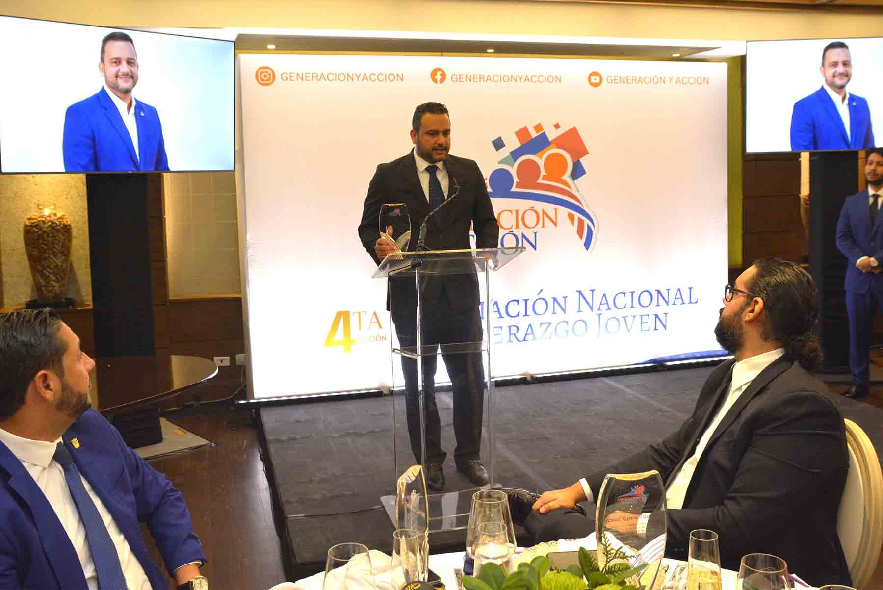 reconocimiento Viceministro Madera Sued