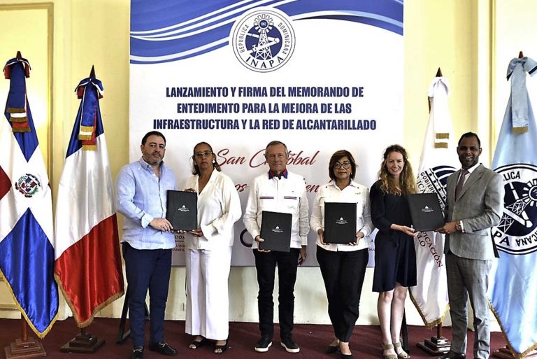 Ministerio de Economía, INAPA y AFD