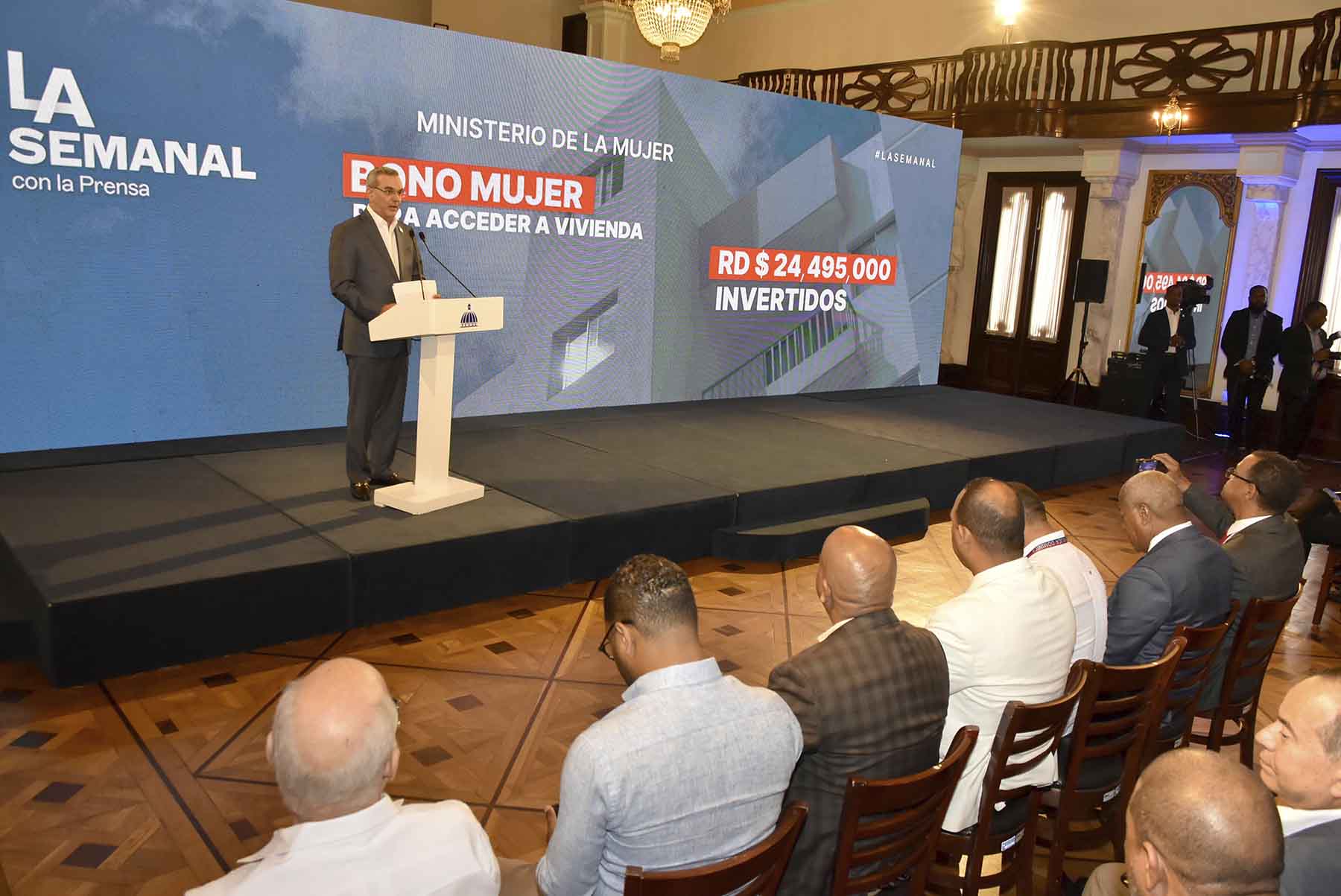 Ministro de Economía afirma dinamismo del mercado de trabajo y el control 1