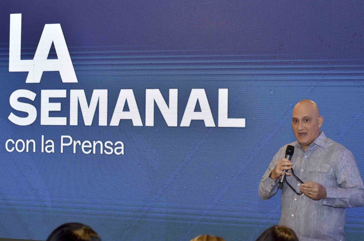 Ministro de Economía afirma dinamismo del mercado de trabajo y el control