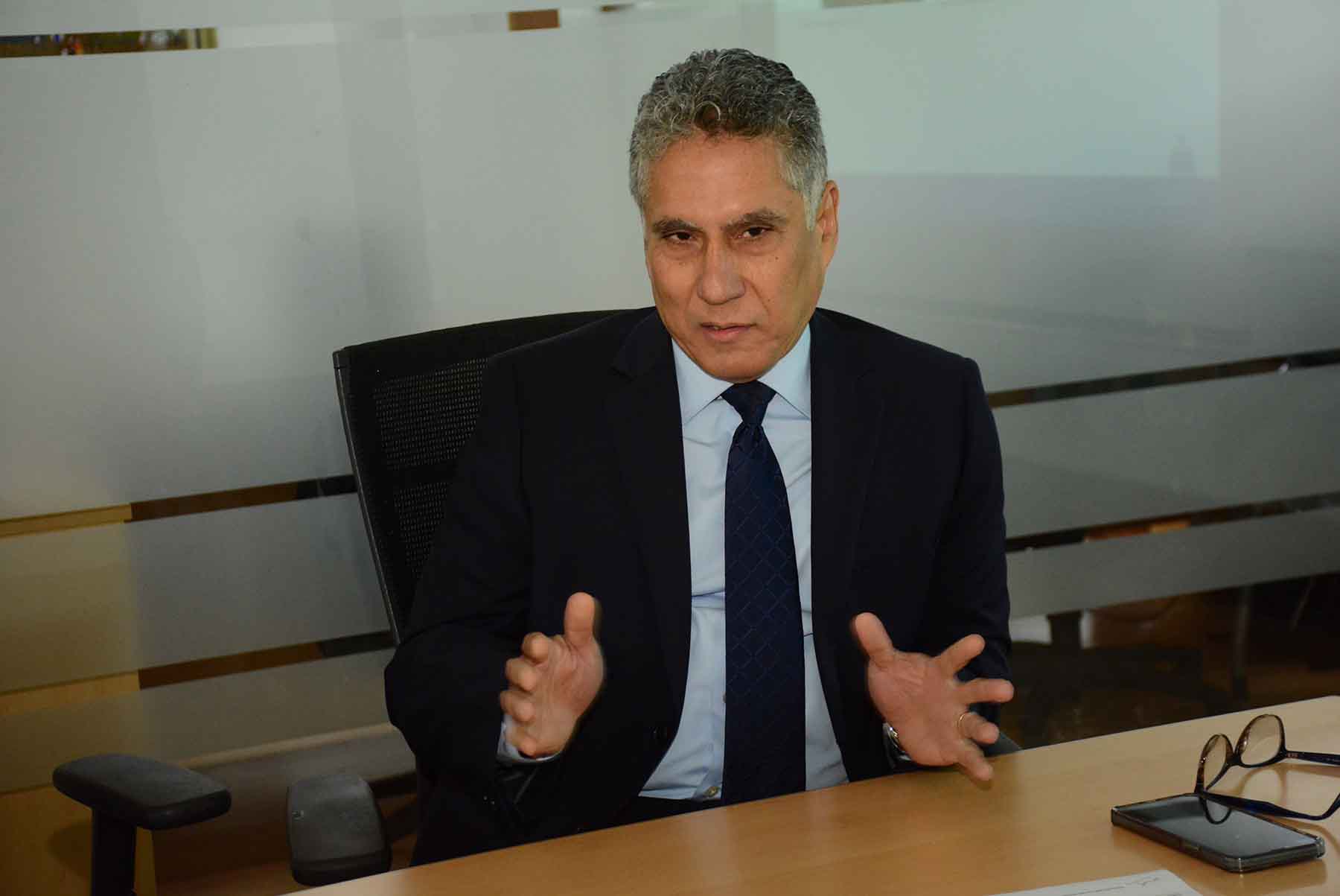 charla sobre la nueva visión del Ministerio de Economía y su rol en la planificación