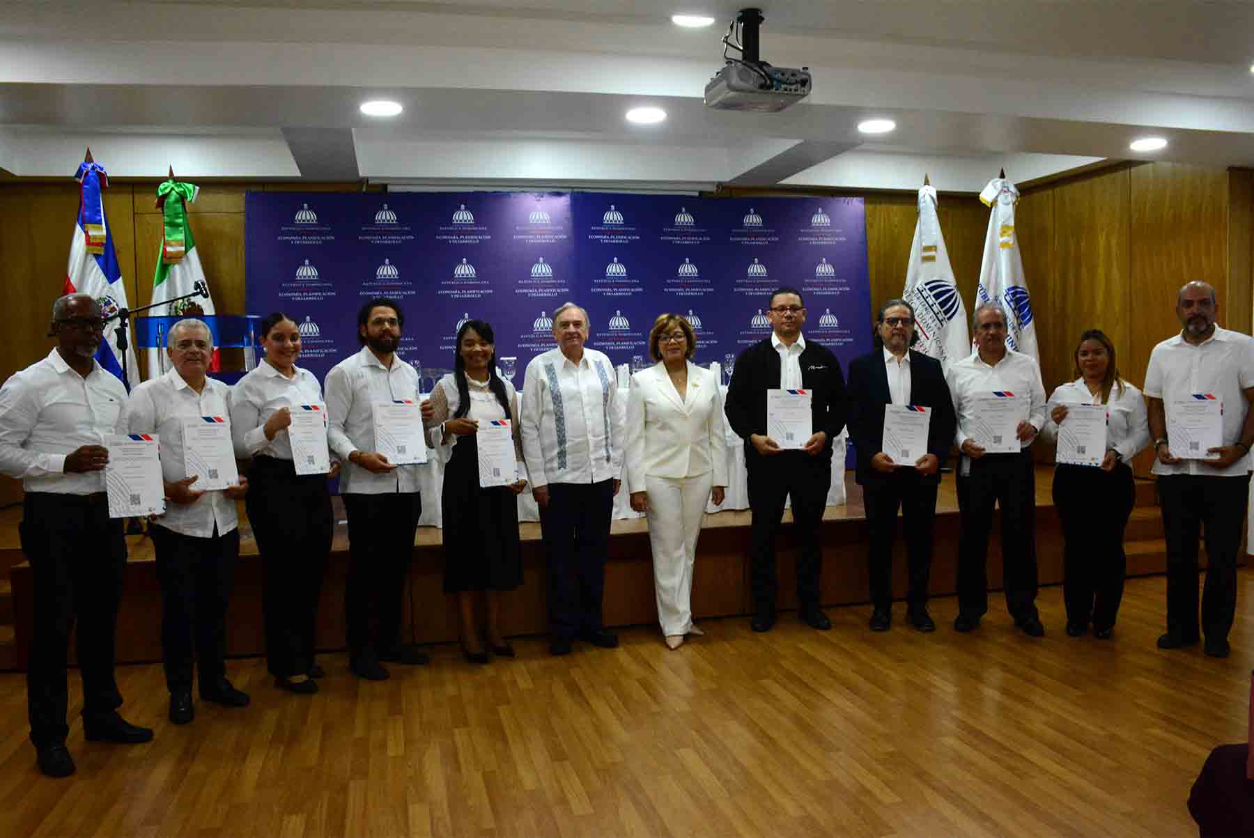 Certificación Olaya Dotel 3