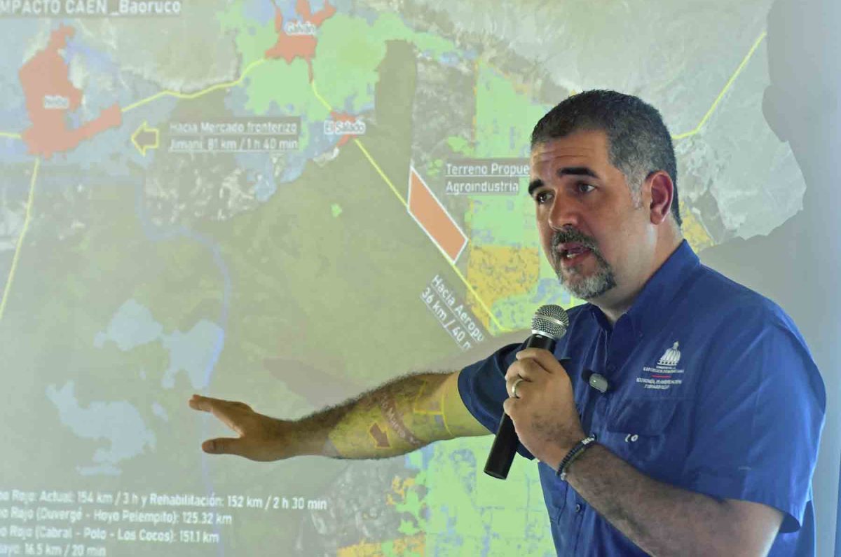 Reunión de Gobierno y FAO en Cabo Rojo