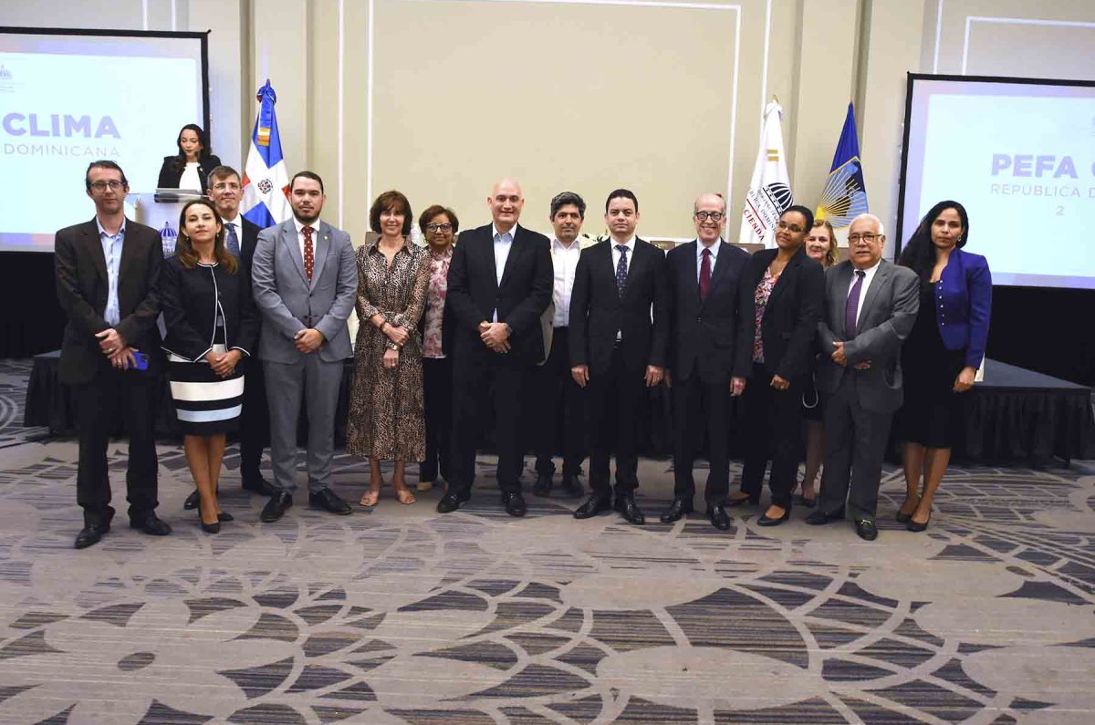 Taller y Lanzamiento de Evaluacion de Clima en RD