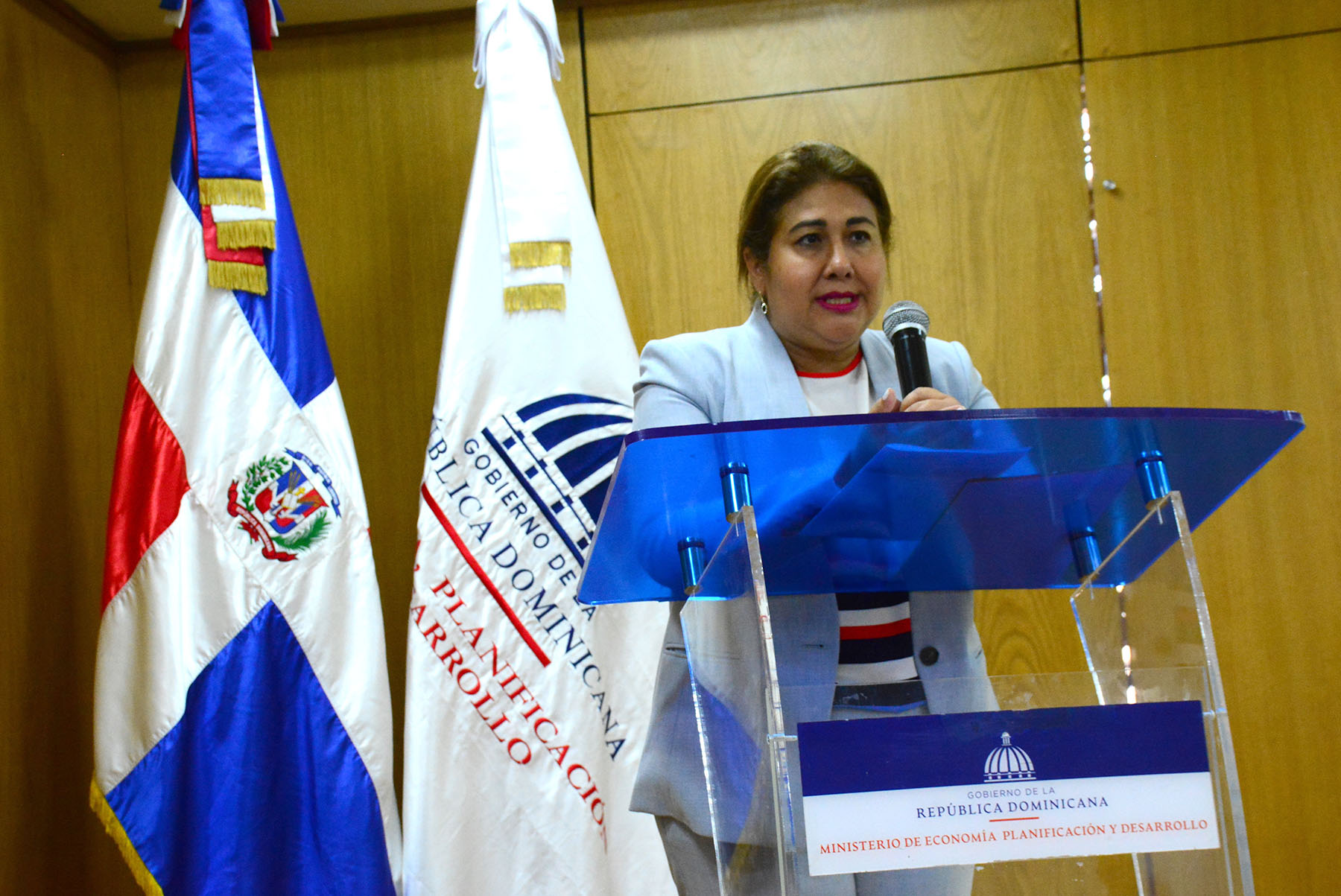 La directora ejecutiva del CASFL, Vielka Polanco.
