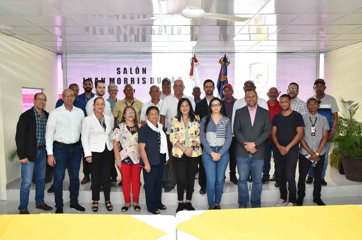 Misión del Ministerio de Economía y del PNUD visita municipio de Moca