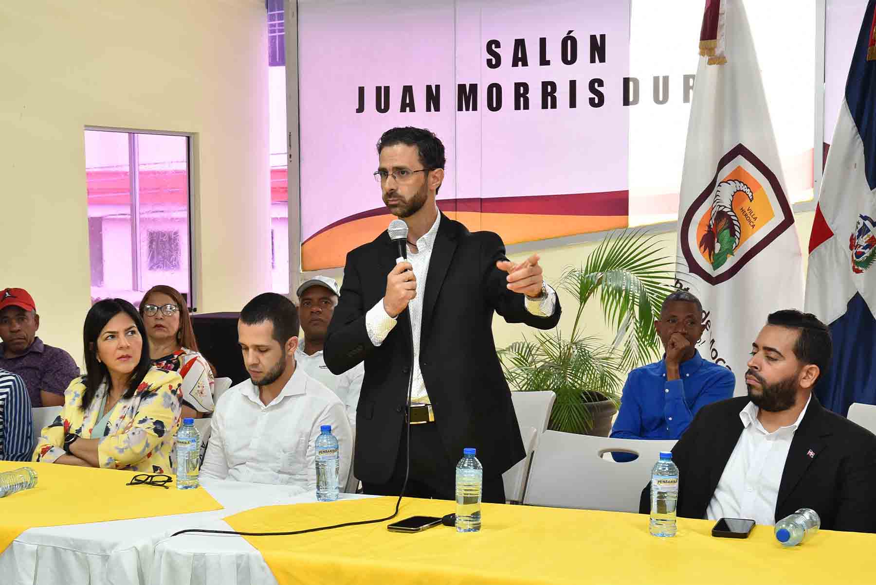 Misión del Ministerio de Economía y del PNUD visita municipio de Moca